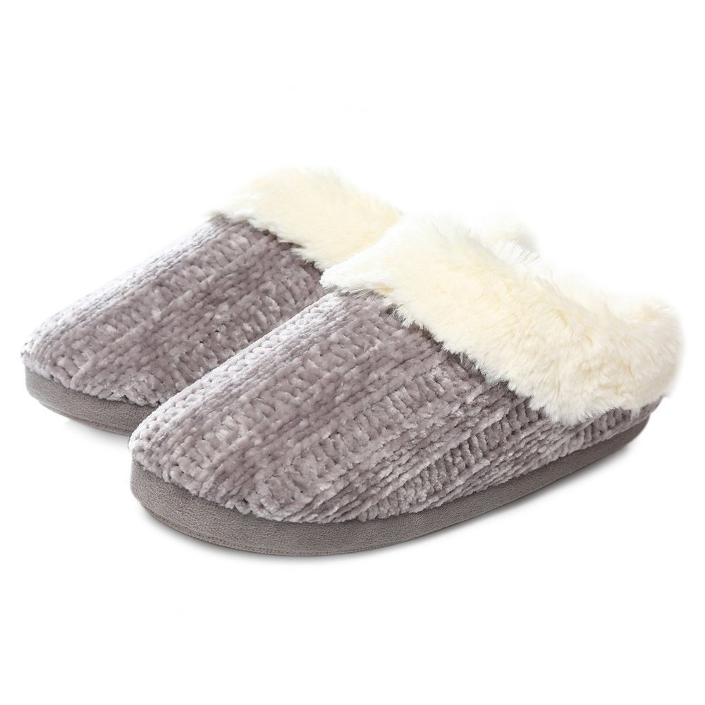 Womens Soft FauxFur Slippers - M